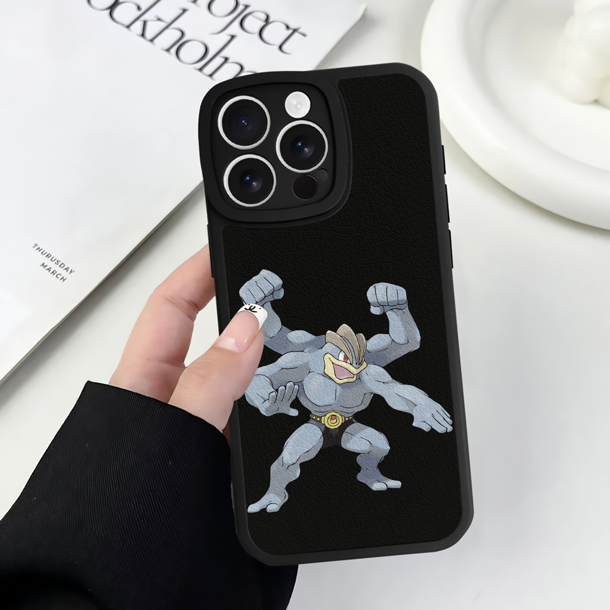 （画像用） ポケットモンスター Pokémon 【iPhone 16シリーズ対応】シリコンスマホケース（レザー調） 材質：シリコン